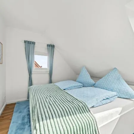 In With Swimming Pool *